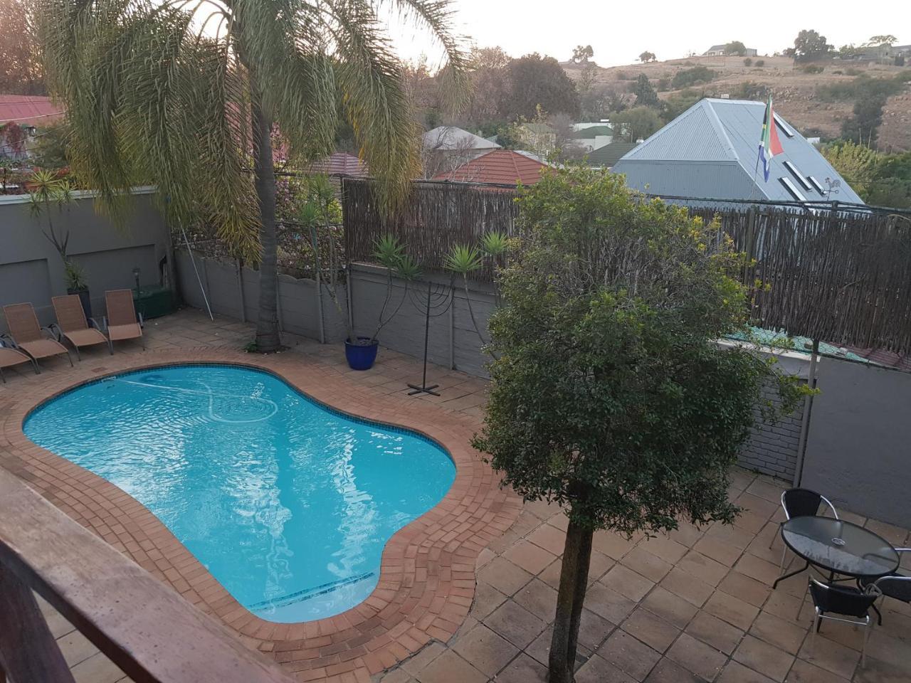Mi Casa Su Casa Hotel Randburg Exterior foto