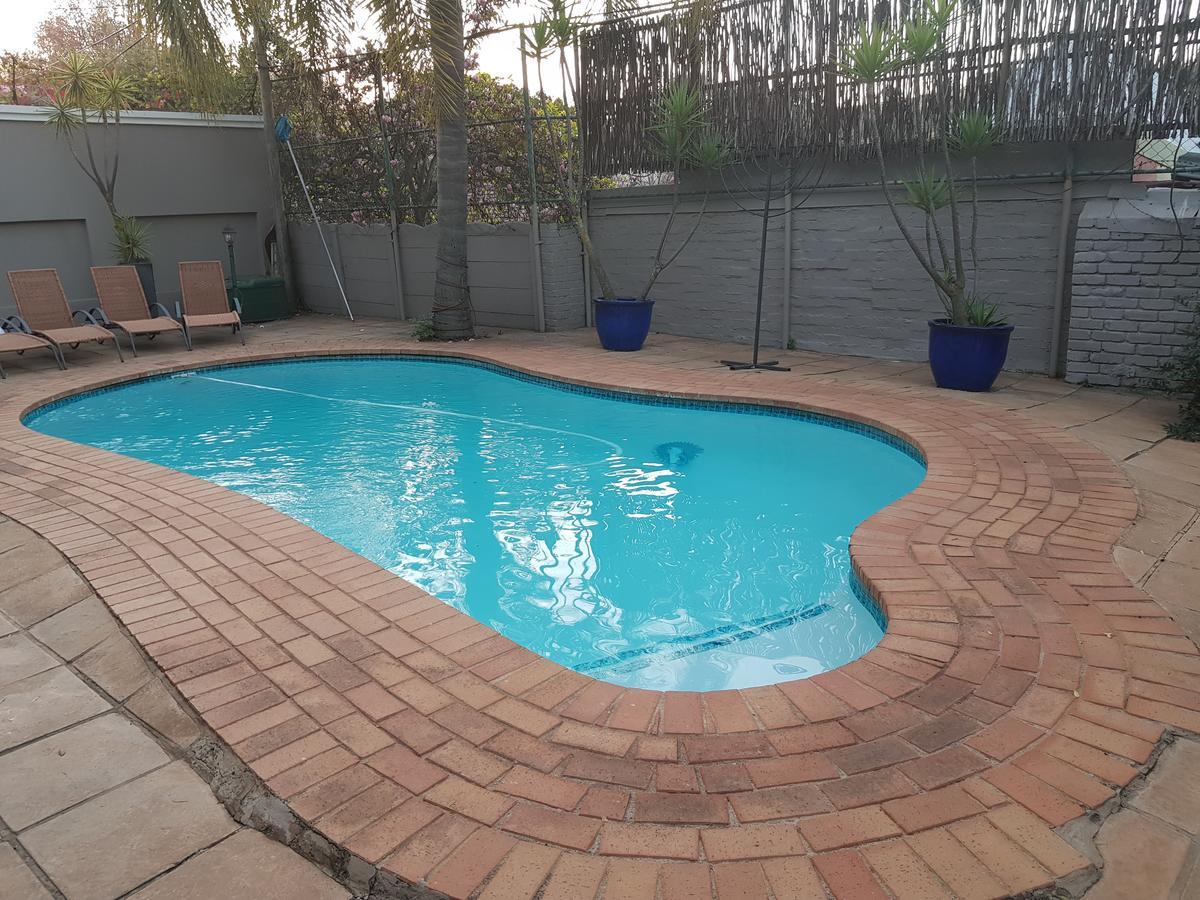 Mi Casa Su Casa Hotel Randburg Exterior foto